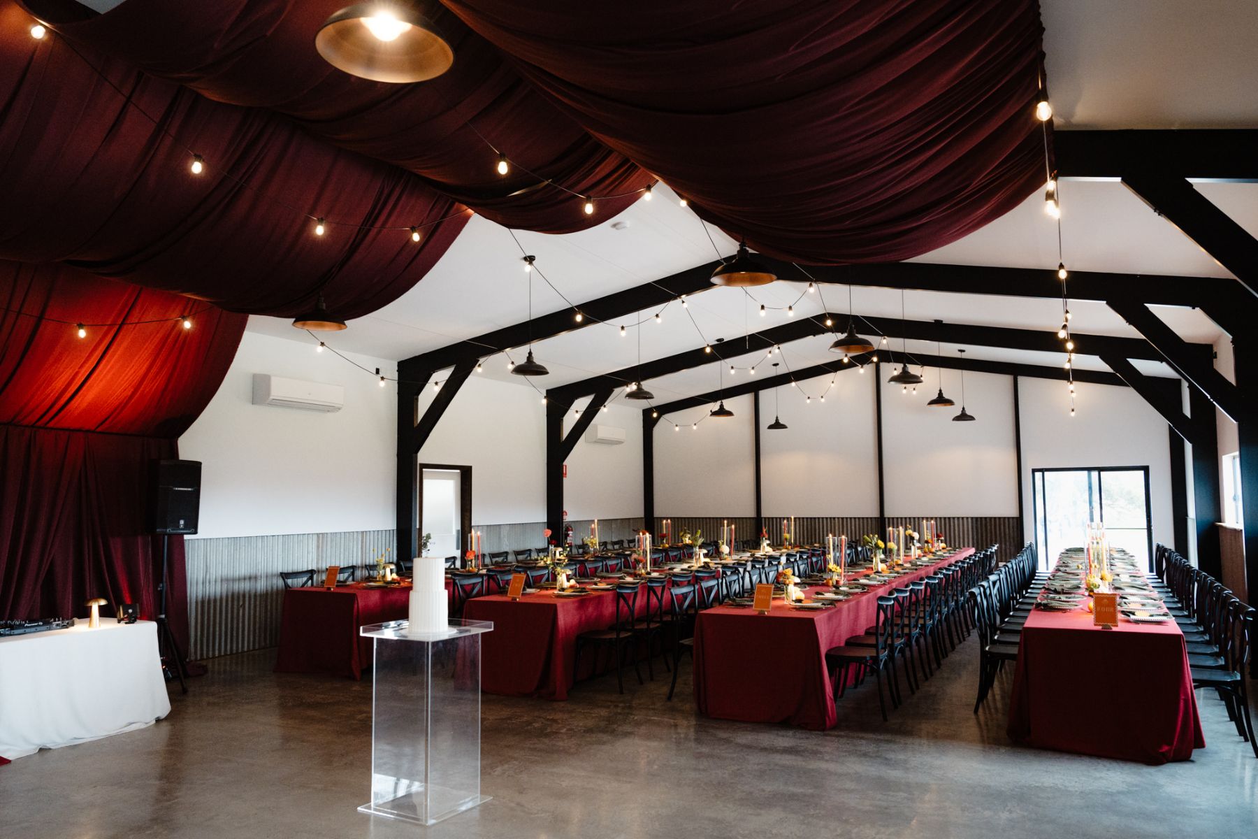 Leonards Hill Estate wedding venue — photo 1 of 6
